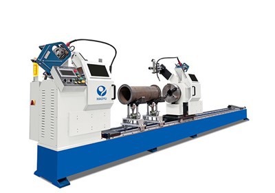 Putken ja liukumisen laippahitsauskone